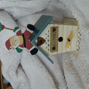 BIRDHOUSE WITH SANTA